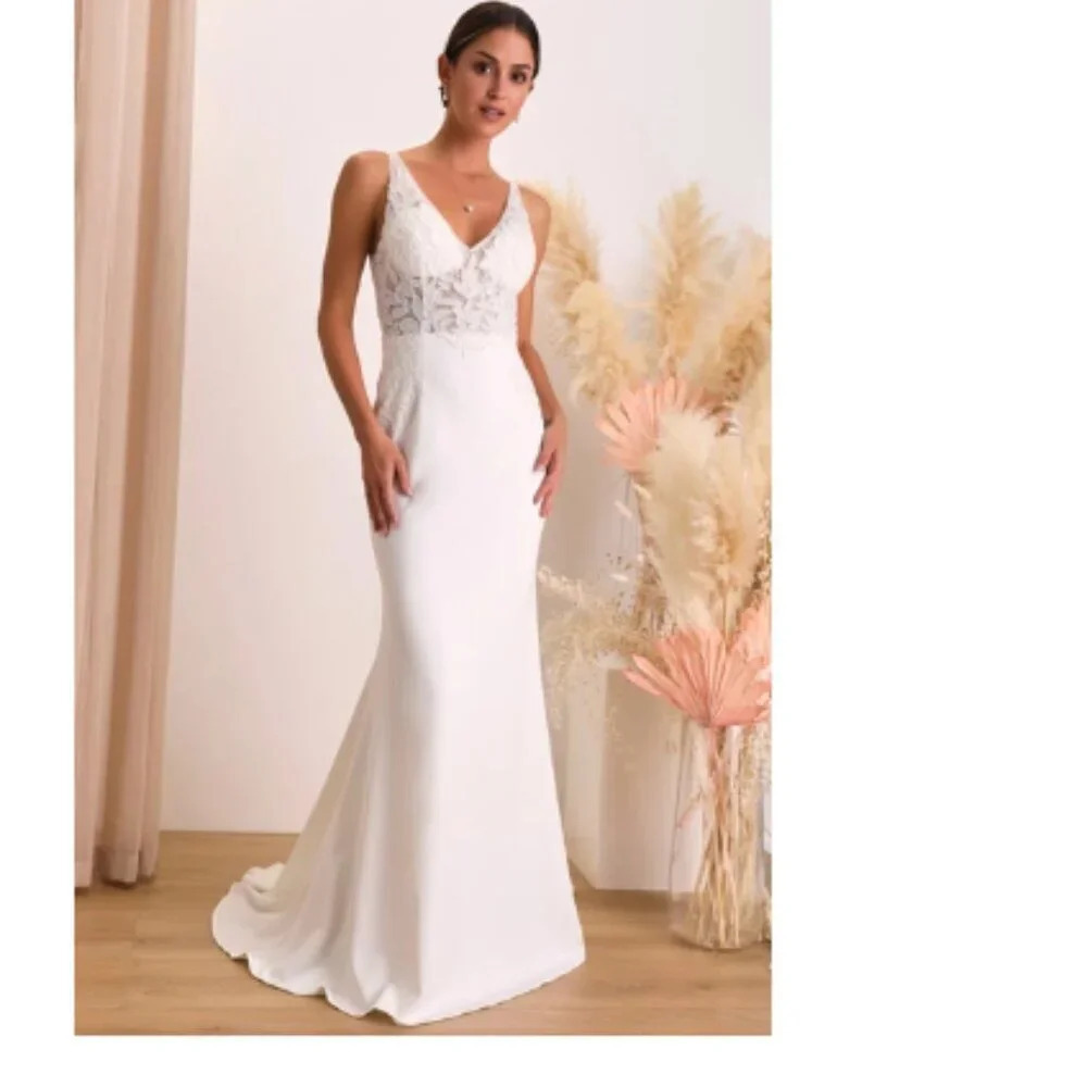 Lulu's Elegant White Lace Wedding Dress